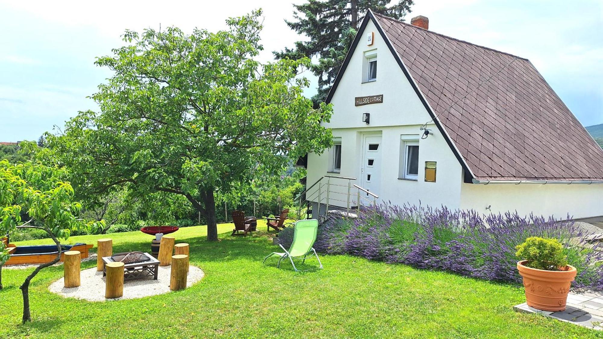 Hillside Cottage Beci Exterior foto